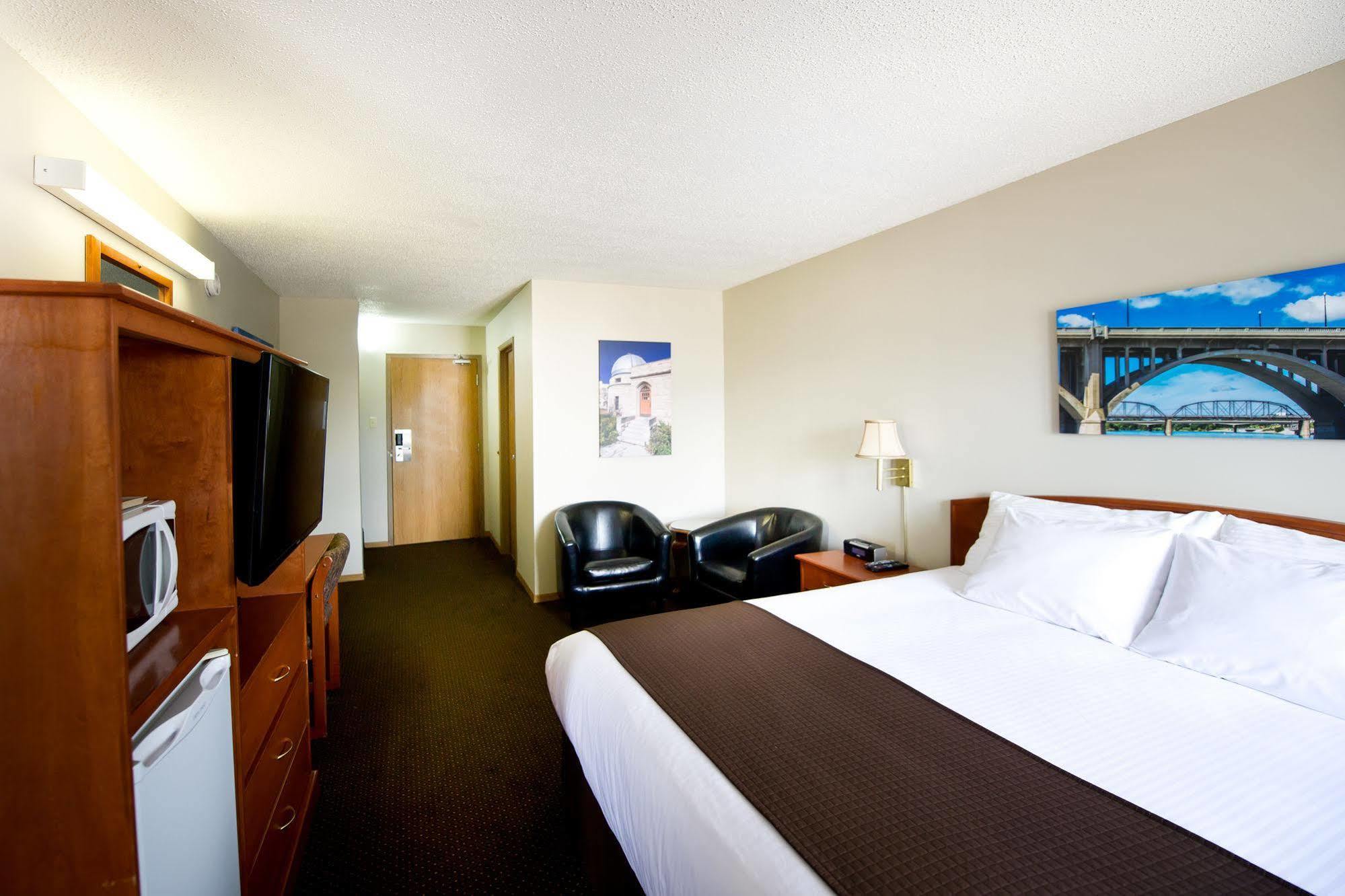 Riviera Motor Inn Saskatoon Eksteriør billede