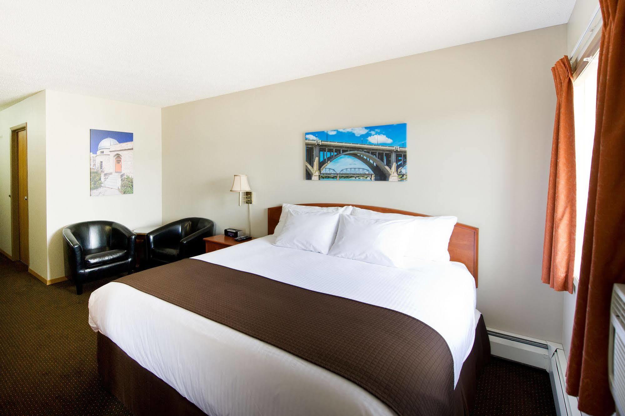 Riviera Motor Inn Saskatoon Eksteriør billede