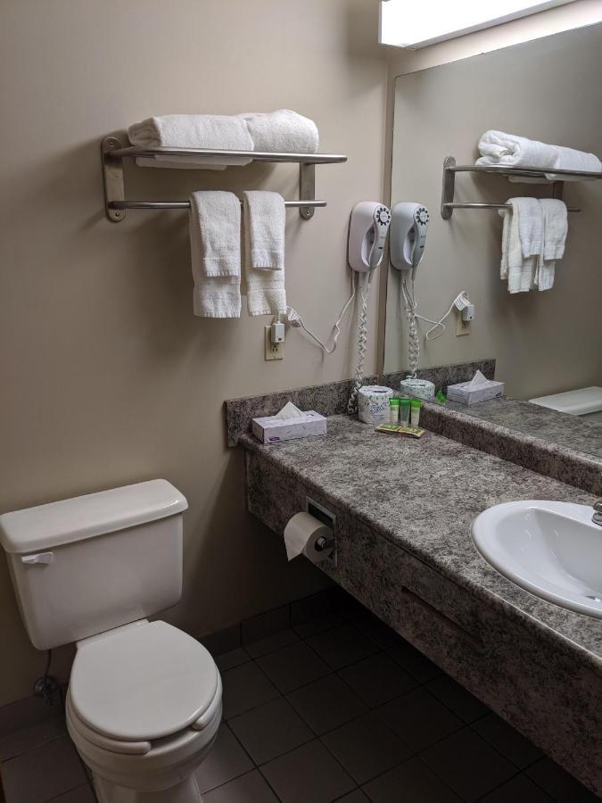 Riviera Motor Inn Saskatoon Eksteriør billede